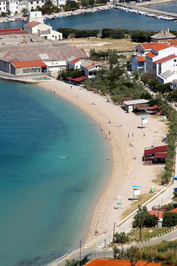 Apartments By The Sea Pag - 11778 Pag Town Exteriör bild